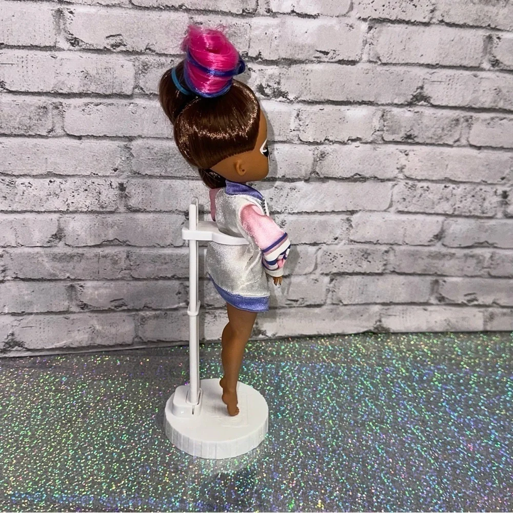 L.O.L. Surprise! LOL Surprise OMG SPORTS CHEER DIVA Cheerleading Dolls
